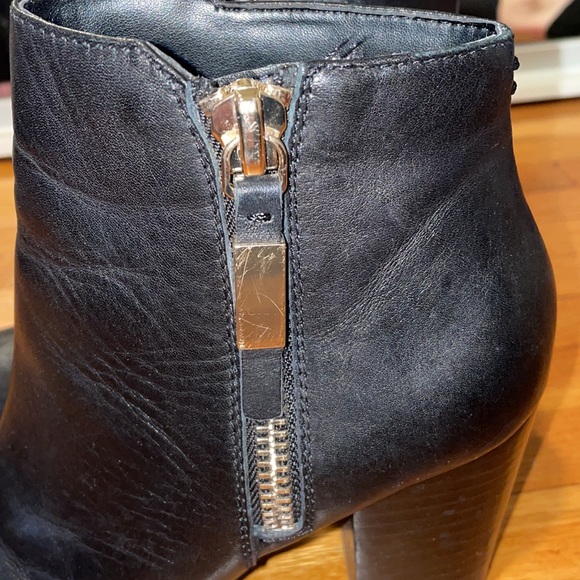 ALDO: black booty heel with gold zip sides - Picture 3 of 11